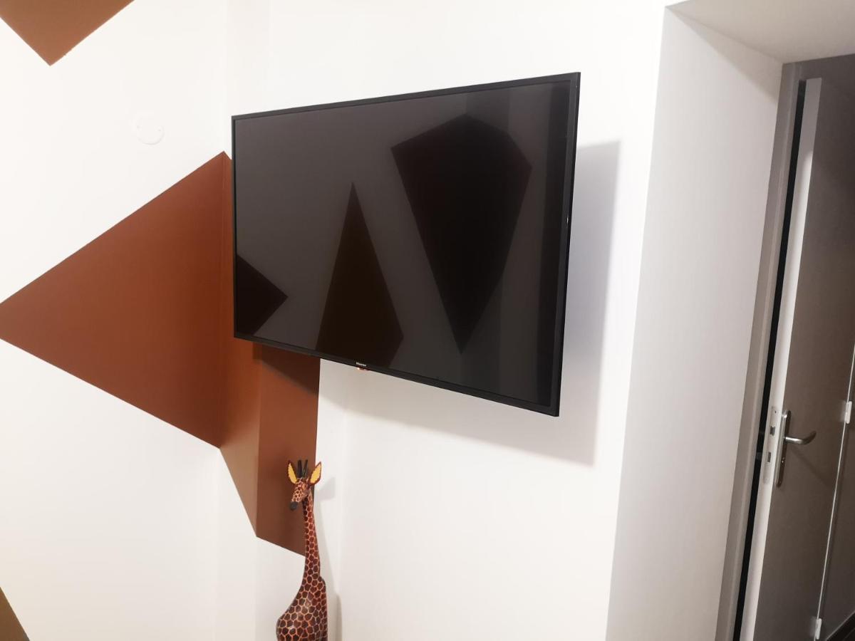 Studio Hyper Centre Safari Tout Equipe Wifi Netflix 2Pers Amiens Dış mekan fotoğraf